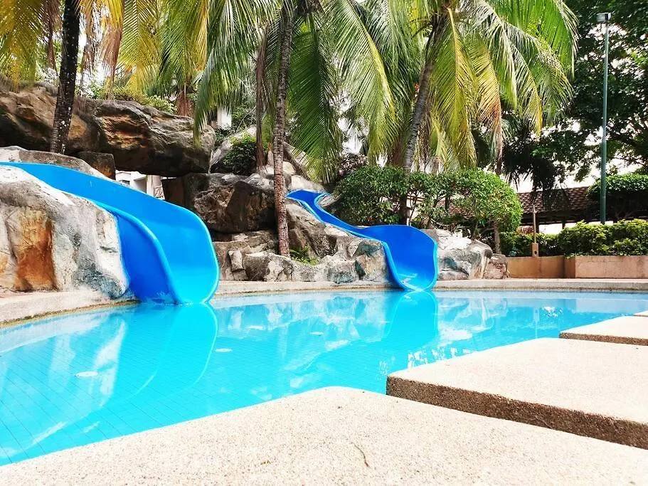Mahkota Crown Haven Apartment, Near A'Farmosa & Jonker Malacca 0*,